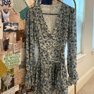 Emory Park Blue Floral Long Sleeve Dress
